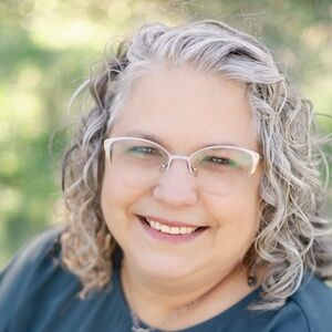 Meet your Posher, Carmi